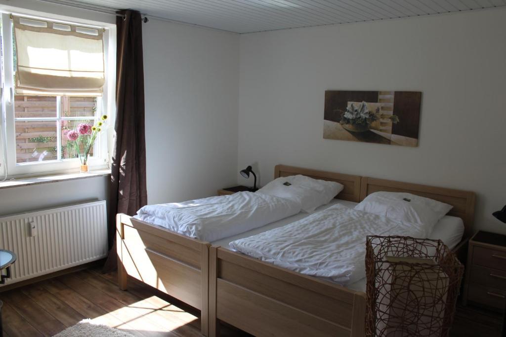 Land-Gut-Hotel Westerkrug Wanderup Room photo